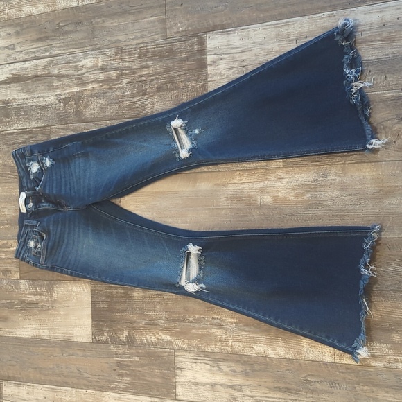FLYING MONKEY Mid Rise Flare stretch destroyed jeans BY4668R The Buckle sz25x31L - Picture 8 of 15